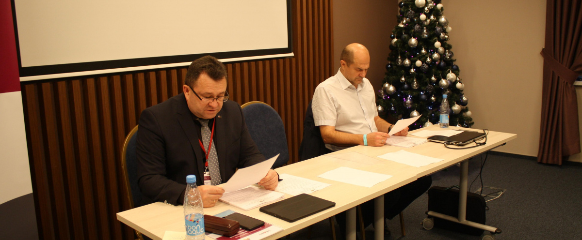 Люди, финансы, сфера влияния, творчество. Президиуму Тюменского территориального ВЭП удалось объединить все вопросы в повестку одного заседания  