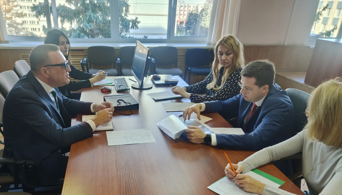 Активное взаимодействие с органами государственной власти