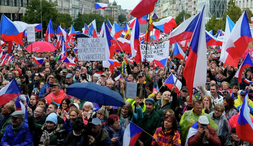 Началась крупнейшая забастовка профсоюзов в истории Чехии