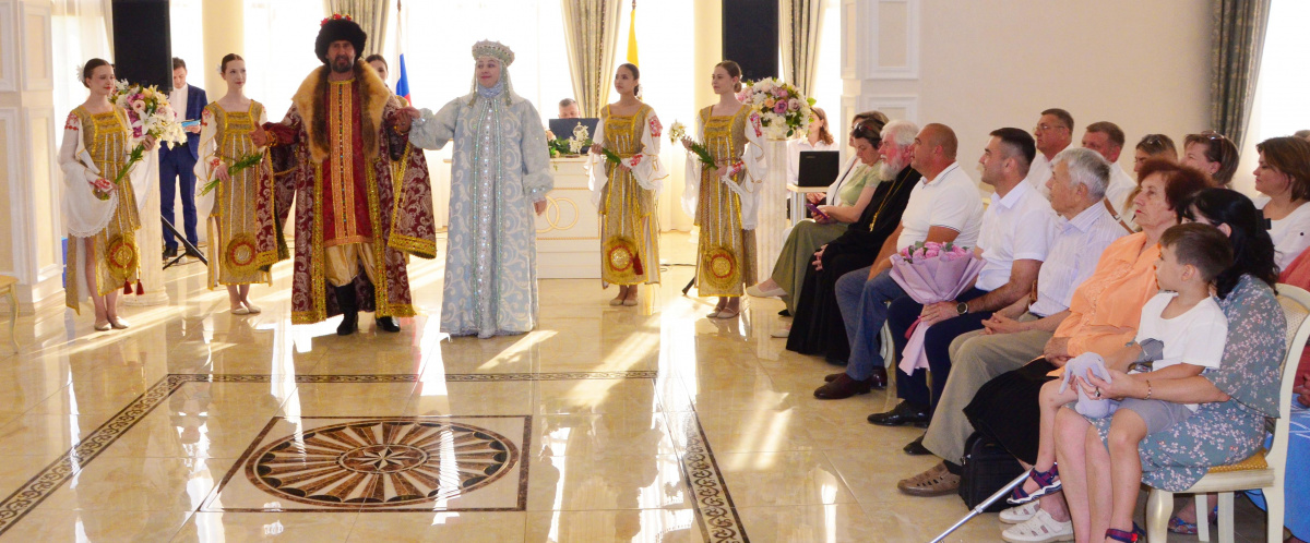 В Невинномысске отпраздновали День Семьи, Любви и Верности!