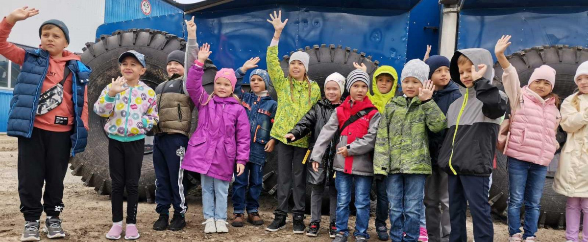 Полезное с приятным! Праздник будущего первоклассника в Ноябрьске для детей работников - членов ППО НоябЭС ТюмнМО ВЭП