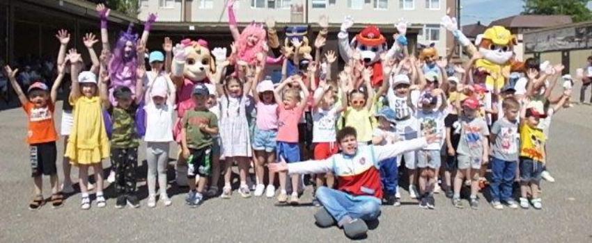 Детский праздник в Ессентуках охватил более 700 детей и родителей из ПАО «Ставропольэнергосбыт»