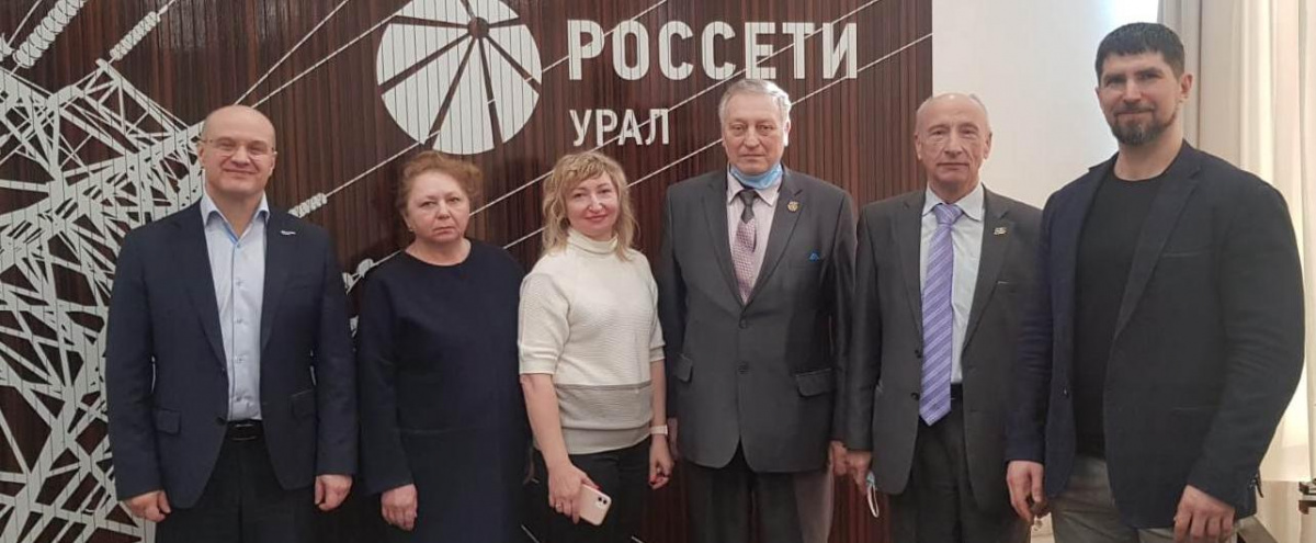 Подписание Соглашения «О социальном партнерстве и взаимном сотрудничестве» ОАО «МРСК Урала»