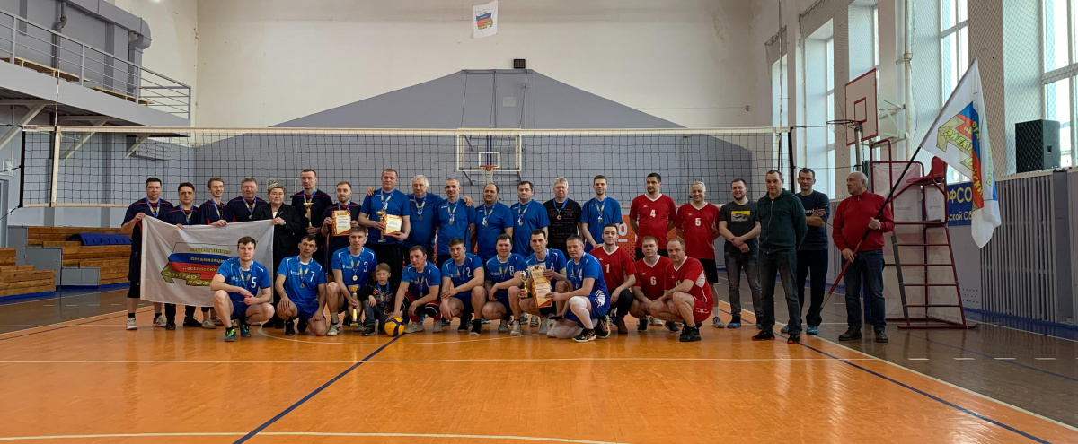 Команда Вельских электрических сетей - золотые призеры турнира по волейболу на кубок Электропрофсоюза