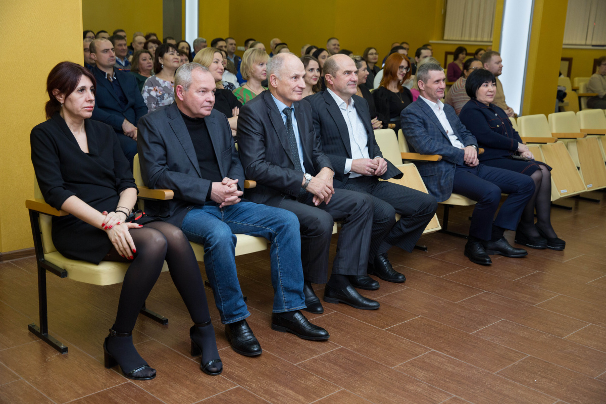 Активных членов профсоюза чествовали на Сургутской ГРЭС -1