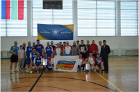 Укрепили командный дух