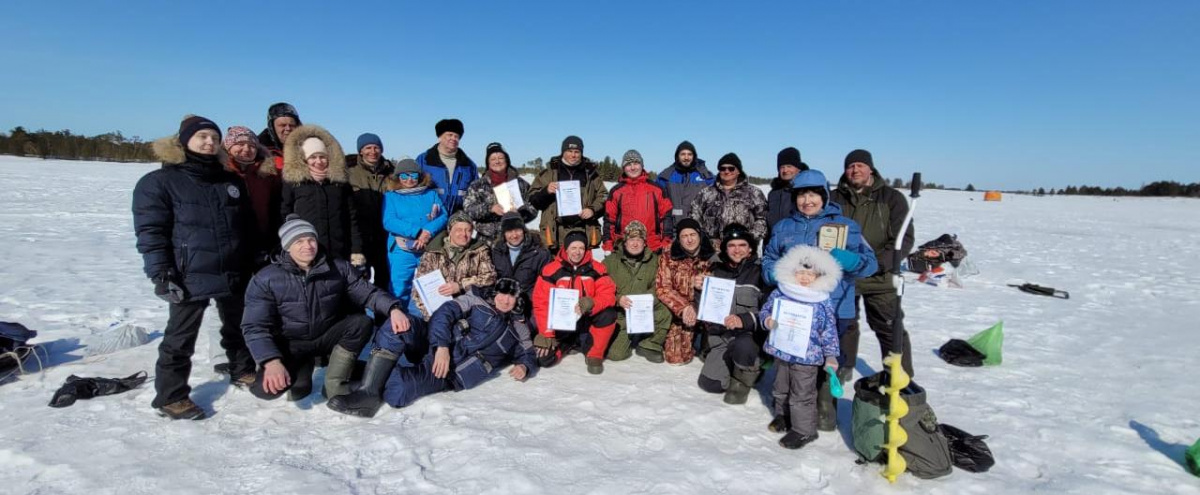 Подледный улов ППО Сургутской ГРЭС-1 на корпоративной рыбалке 