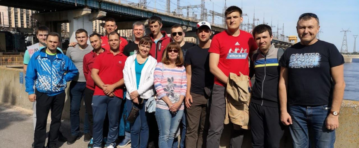 25 мая прошли товарищеские матчи по волейболу и мини-футболу между командами Волжской ГЭС и Саратовской ГЭС. 